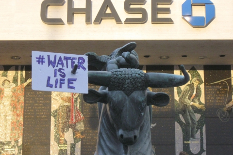 480_fondadivestsbullsignchase.jpg
