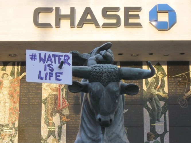sm_fondadivestsbullsignchase.jpg