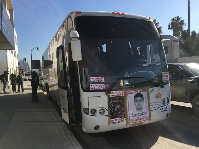 sm_mexico_tijuana_bus_43_students.jpg 