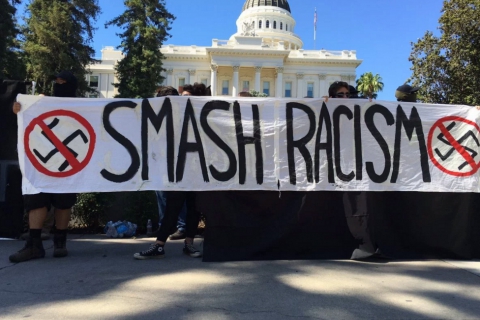 480_smash_racism_fascism.jpg