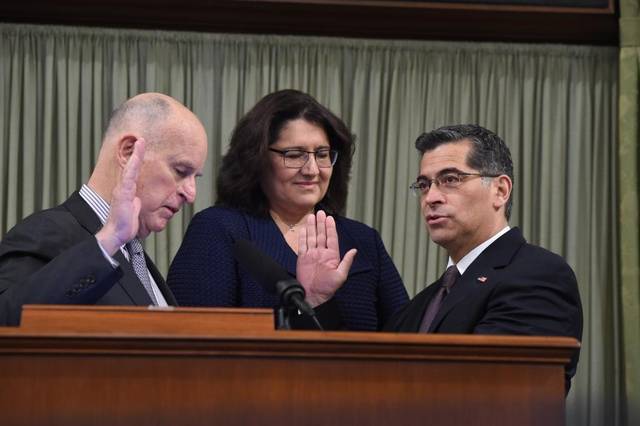 becerra_swearingin.jpeg 