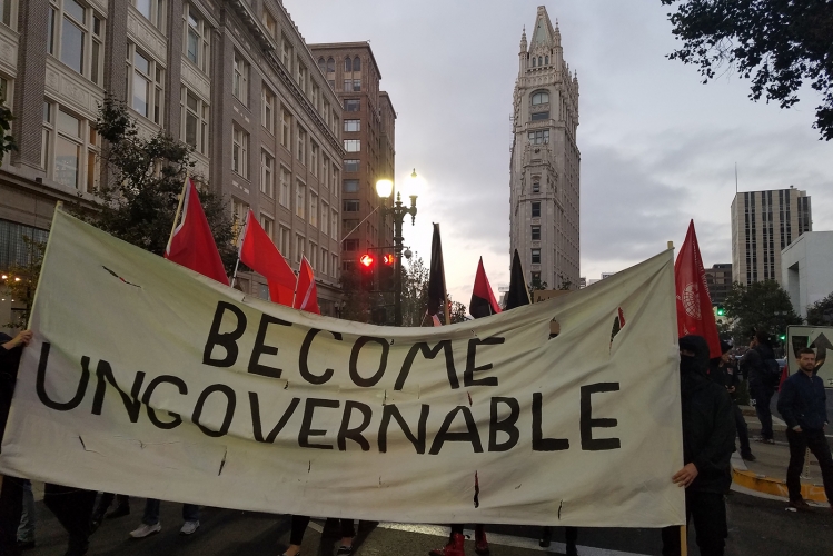 sm_charlottesville-oaklandsolidarity_20170812_009.jpg 