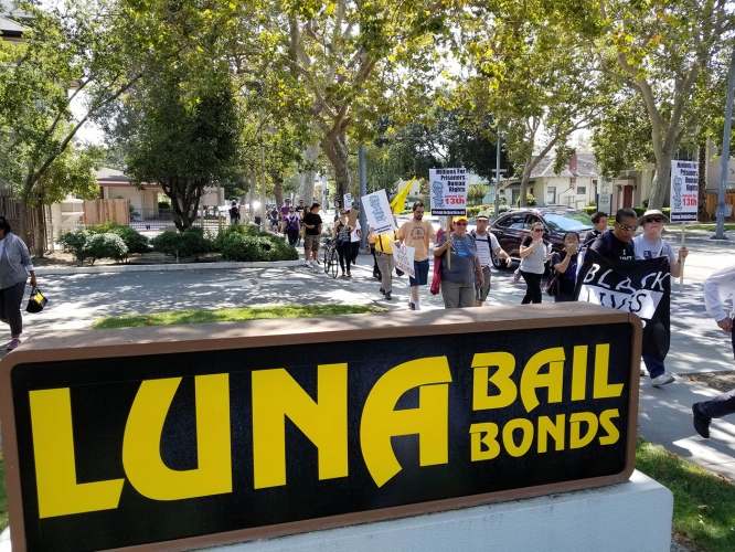 sm_luna-bail-bonds_8-19-17_6.jpg 