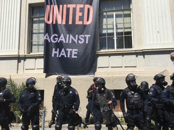 sm_berkeley_protest_united_against_hate.jpg 