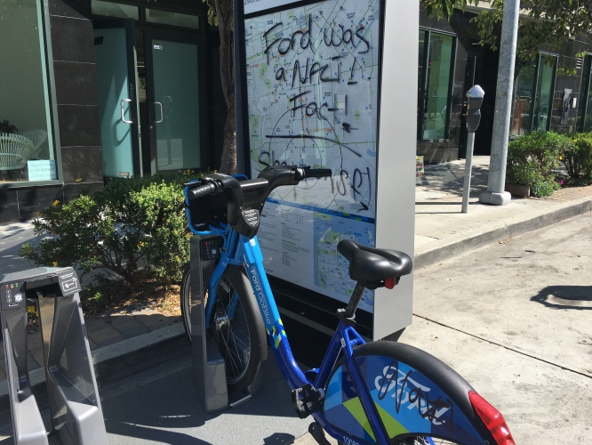 sm_ford_nazi_bikes_in_bernal.jpg 