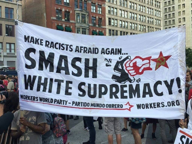 sm_smash_white_supremacy_banner_charlottesville.jpg 