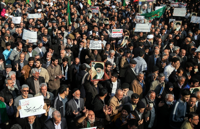 sm_636502311719427420-epa-iran-pro-government-protest.jpg 