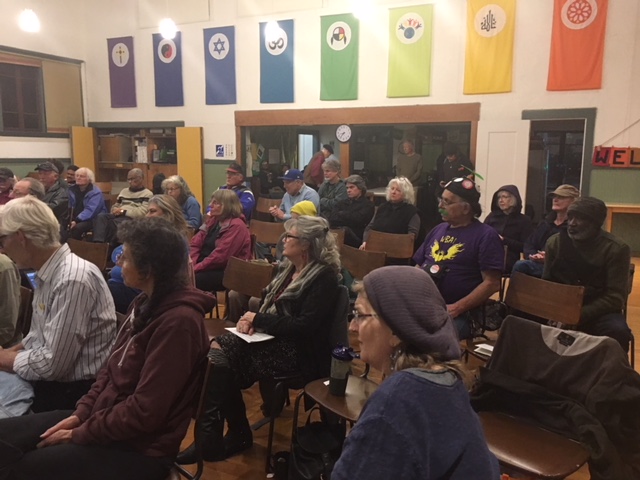 kpfa_pacifica_crowd_2.jpg 