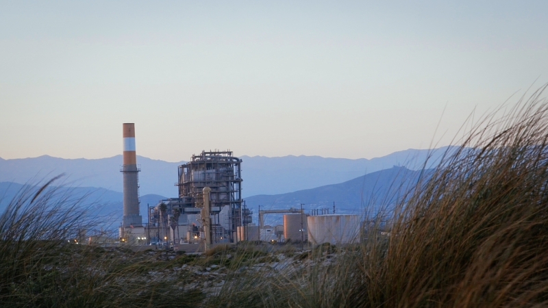 sm_mandalay_bay_gas_plant_in_oxnard.jpg 