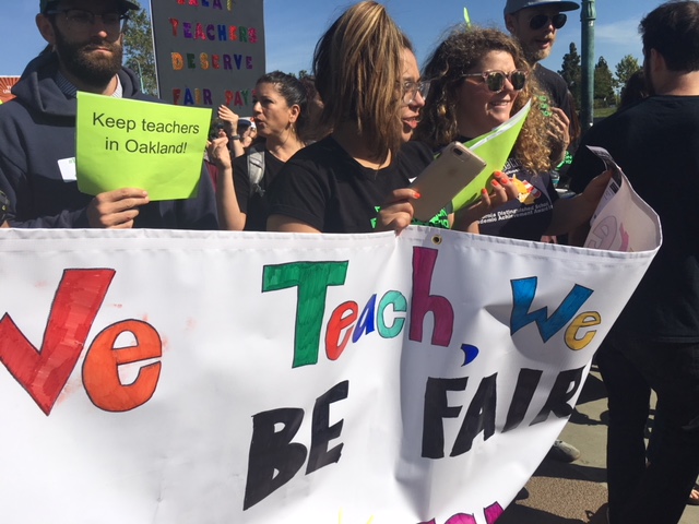 oea_keep_teachers_in_oakland.jpg 