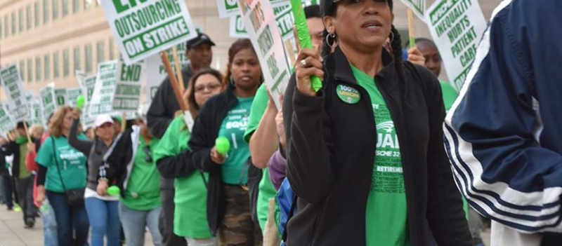 sm_afscme-3299-strike.jpg 