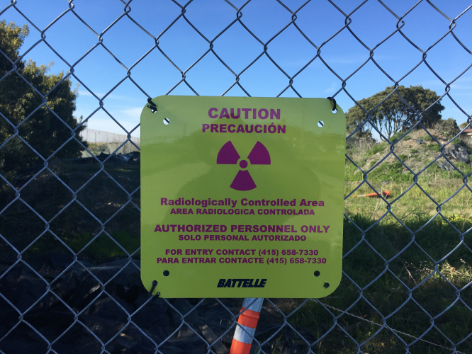 sm_treasure_island_radiation_sign.jpg 