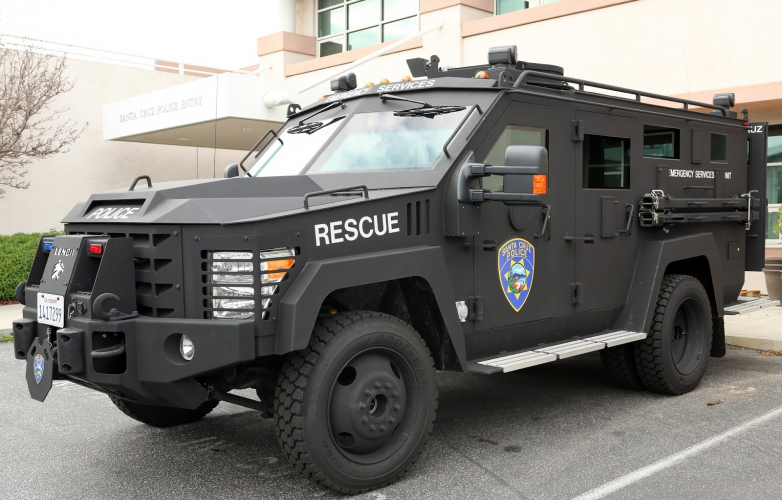 sm_lenco_bearcat_santa_cruz_police_armored_vehicle_chief_andy_mills.jpg 