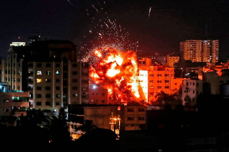 sm_gaza-airstrike.jpg 