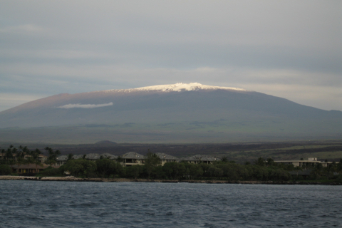 480_mauna_kea_from_the_ocean_1.jpg
