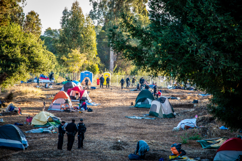 480_phoenix_camp_ross_santa_cruz_homeless_2_police.jpg