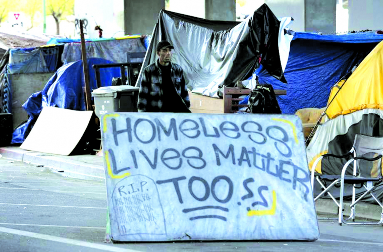 sm_oakland-homeless-lives-matter.-1.jpg 