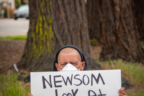 480_7_motel_voucher_homeless_protest_covid-19_coronavirus_santa_cruz_ocean_street_california_governor_gavin_newsom.jpg