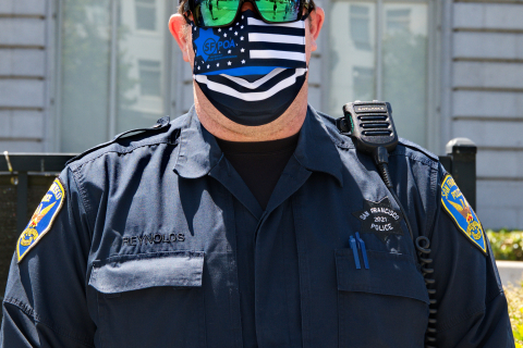 480_leon_kunstenaar_popoinbluemaskpoa_1.jpg