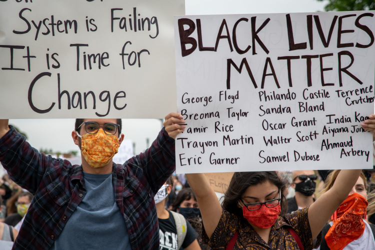 sm_santa_cruz_george_floyd_march_-_17_black_lives_matter.jpg 