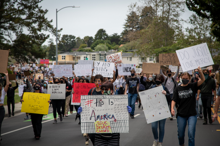 sm_santa_cruz_george_floyd_march_-_1_water_street.jpg 