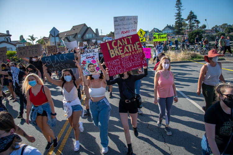 sm_black_lives_matter_march_west_cliff_drive_santa_cruz_-10.jpg 