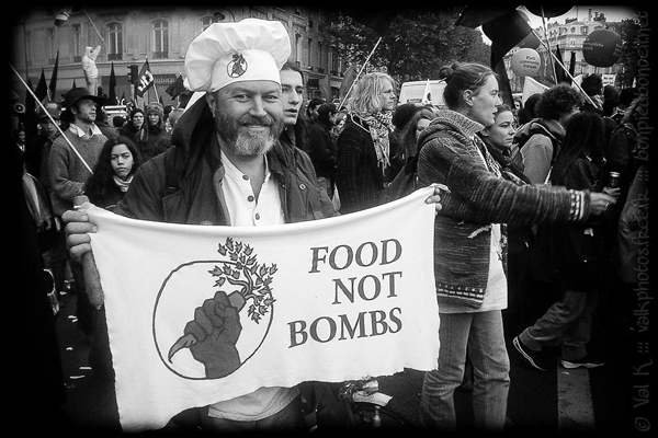 keith-mchenry-food-not-bombs.jpg 