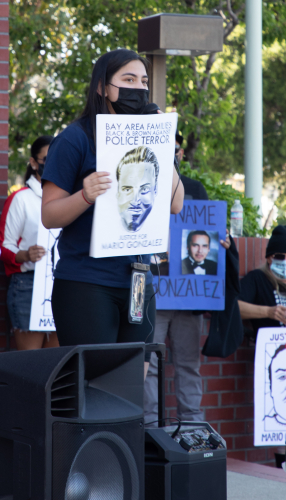 sm_mgbl_student_leader_jessica_speaks_to_the_marchers.jpg 