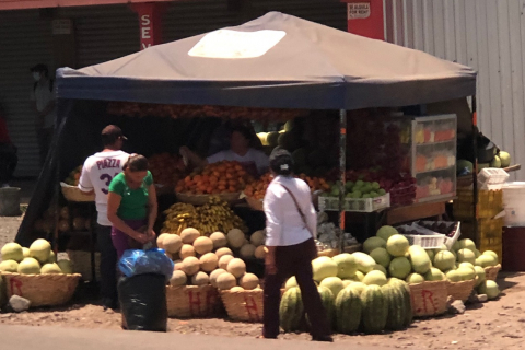 480_outdoor_food_market_in_nicaragua.jpg