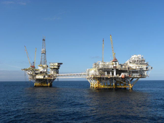 sm_ellen_and_elly_offshore_oil_rig_near_long_beach__calif_bureau_of_safety_and_environmental_enforcement.jpg 