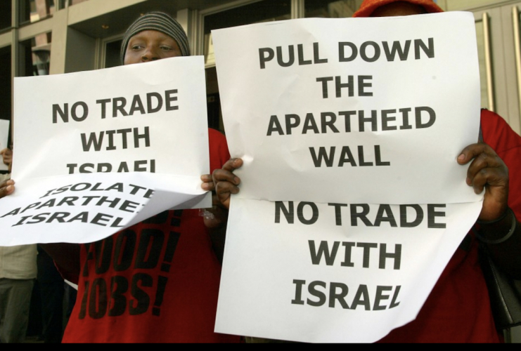 sm_south_africa_apartheid_wall_clover_10.31.2019_0_1.jpg 