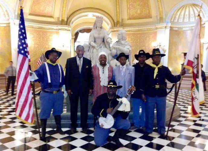 sm_buffalo_soldiers_in_california_state_capitol.jpg 