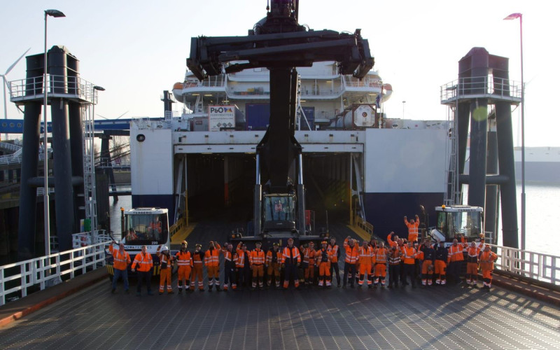 sm_p_odutch__p_o_ferries_europoort_netherland.jpg 