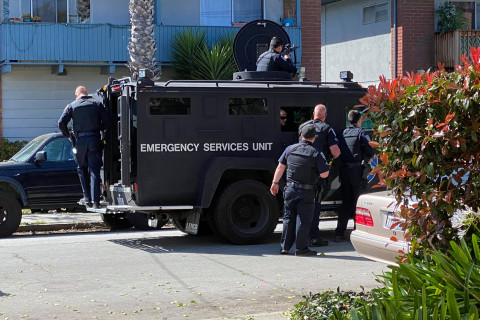 480_santa_cruz_police_lenco_bearcat_armored_vehicle_arv.jpg