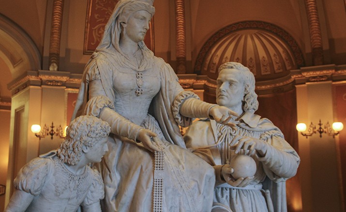 queen_isabela_and_christopher_columbus.jpg 