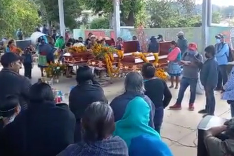 480___mx_guerrero__3_compas_asesinados.jpg
