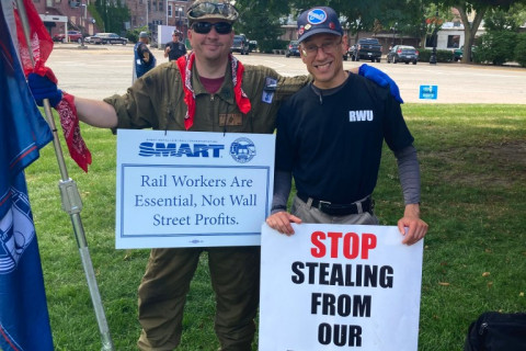 480_smart_railworkers_protest.jpeg 