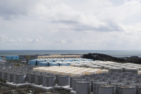 480_ap-storage-tanks-at-fukushima-nuclear-plant-21065256821658-scaled.jpg
