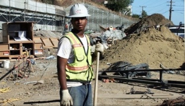 hunters_point_construction_worker_shovel.jpeg 