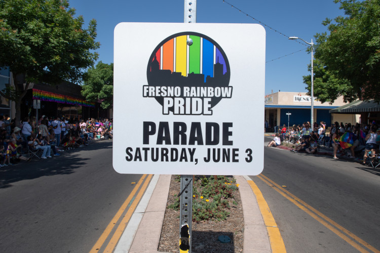 sm_prideparade-9.jpg 