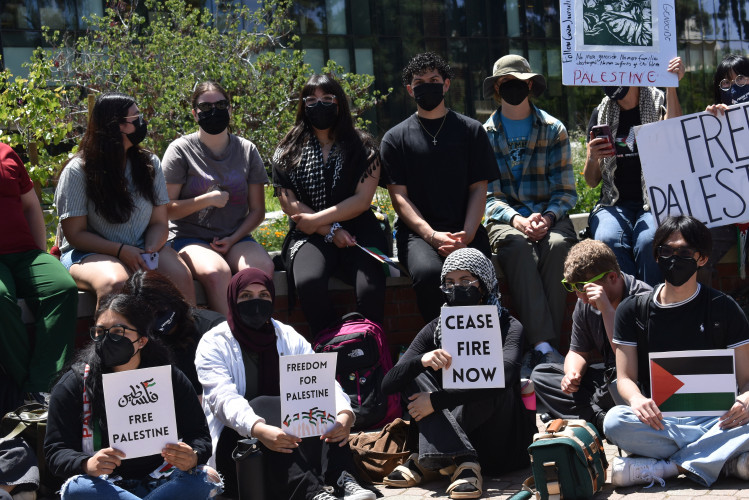 Photo from the sit-in at CSU-Fresno on May 1