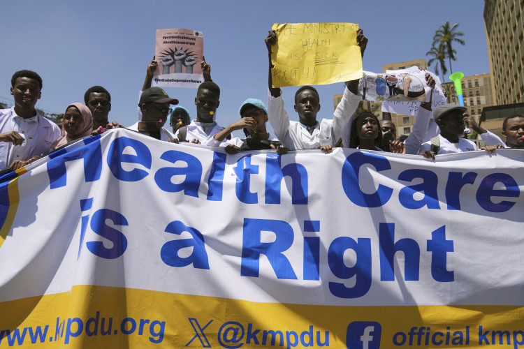 sm_kenyan__healthworkers_banner_protest.jpeg