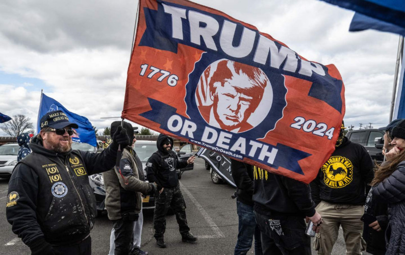 Trump &amp; His Fascist Supporters Continue To Threaten the American Public With Tyranny, Mayhem, and Threats of Violence! 