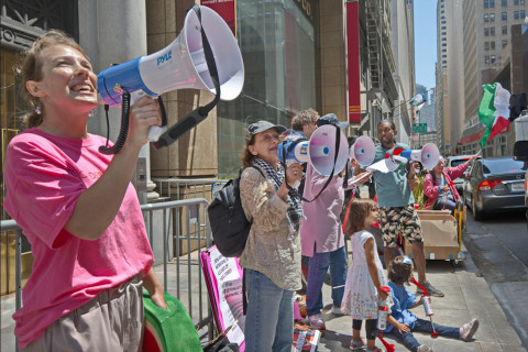 photo by Leon Kunstenaar