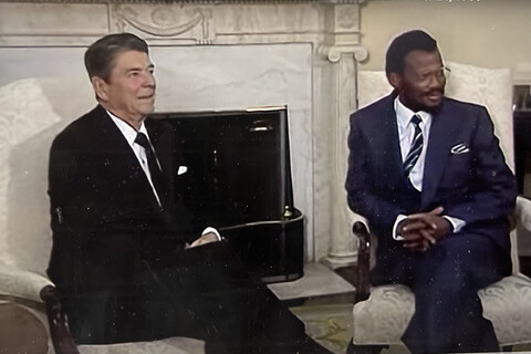480_buthalezi___reagan_sitting.jpg