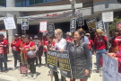 135_nuhw_childrens_hosp_strikers_5-25-25.jpg