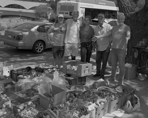 Voluteers at Marin Farmers' Market distribution point
