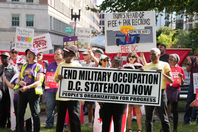 Kicking off Labor Day weekend on August 28, the “Solidarity Season Rally and March” organized by the Metropolitan Washington Council AFL-...