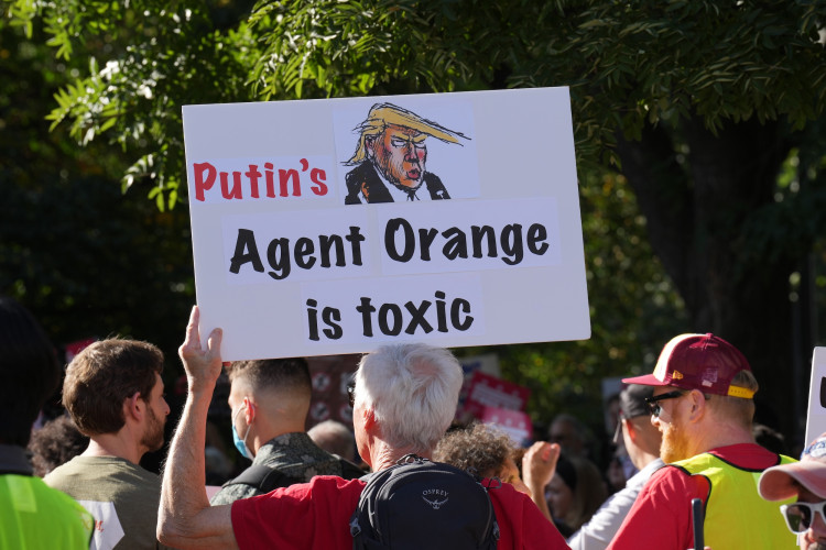 sm_3_dsc01470_putin_s_agent_orange_copy.jpg