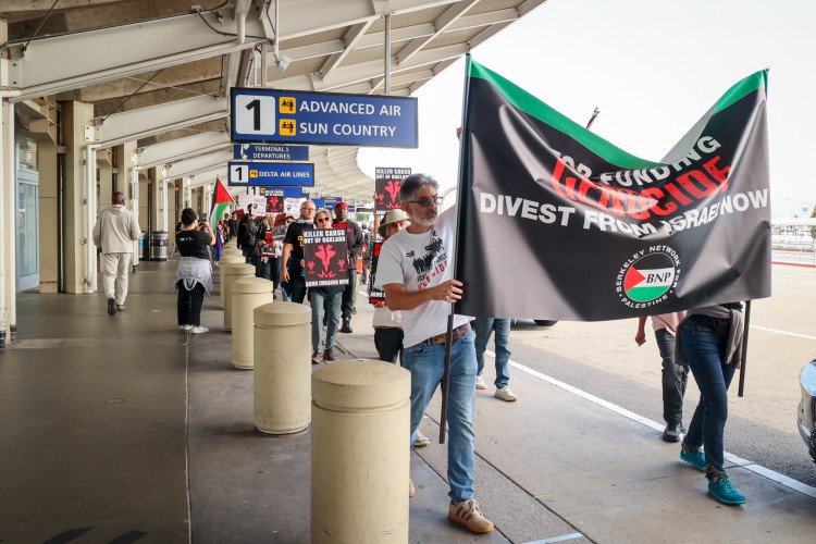 A press conference to support the Oakland People's Arms Embargo Renee Phelp representing UAW 2320 and UAW Region 6 spoke in support and ...